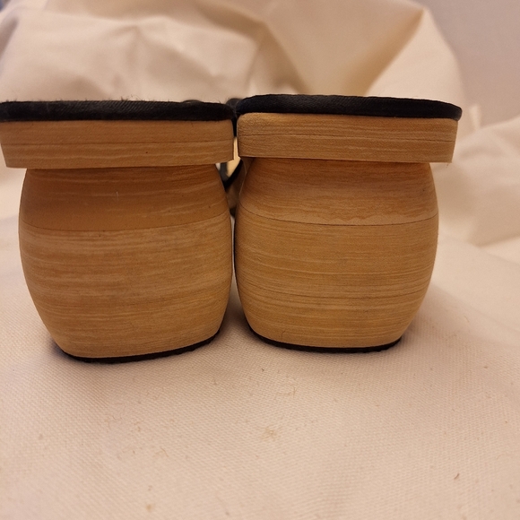 Platform hawaiian slippers - Picture 5 of 5